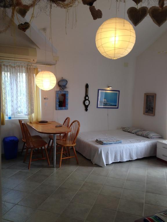 Apartments Vanda Vrboska Quarto foto